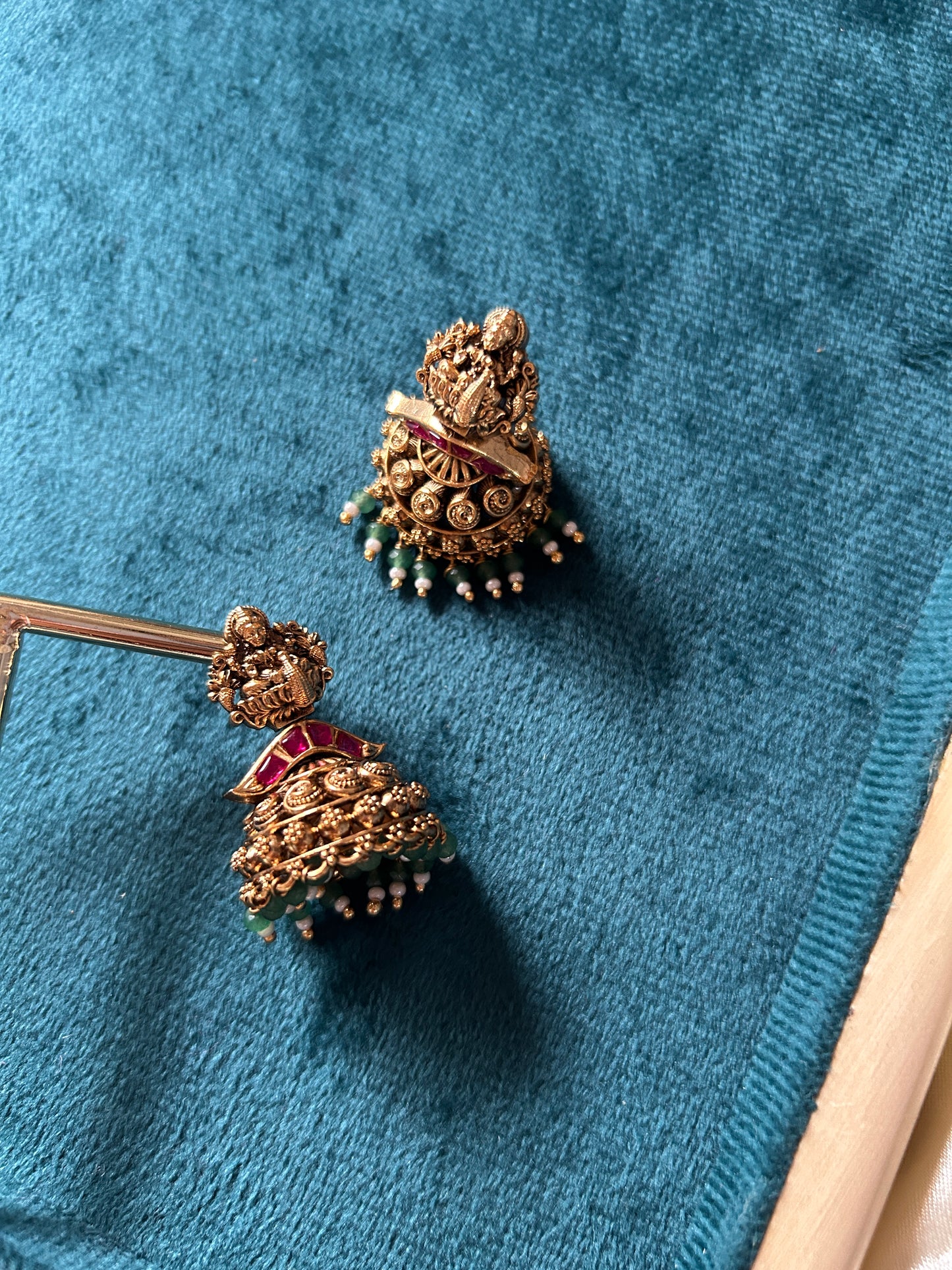 Lakshmi Jhumkas JE-001