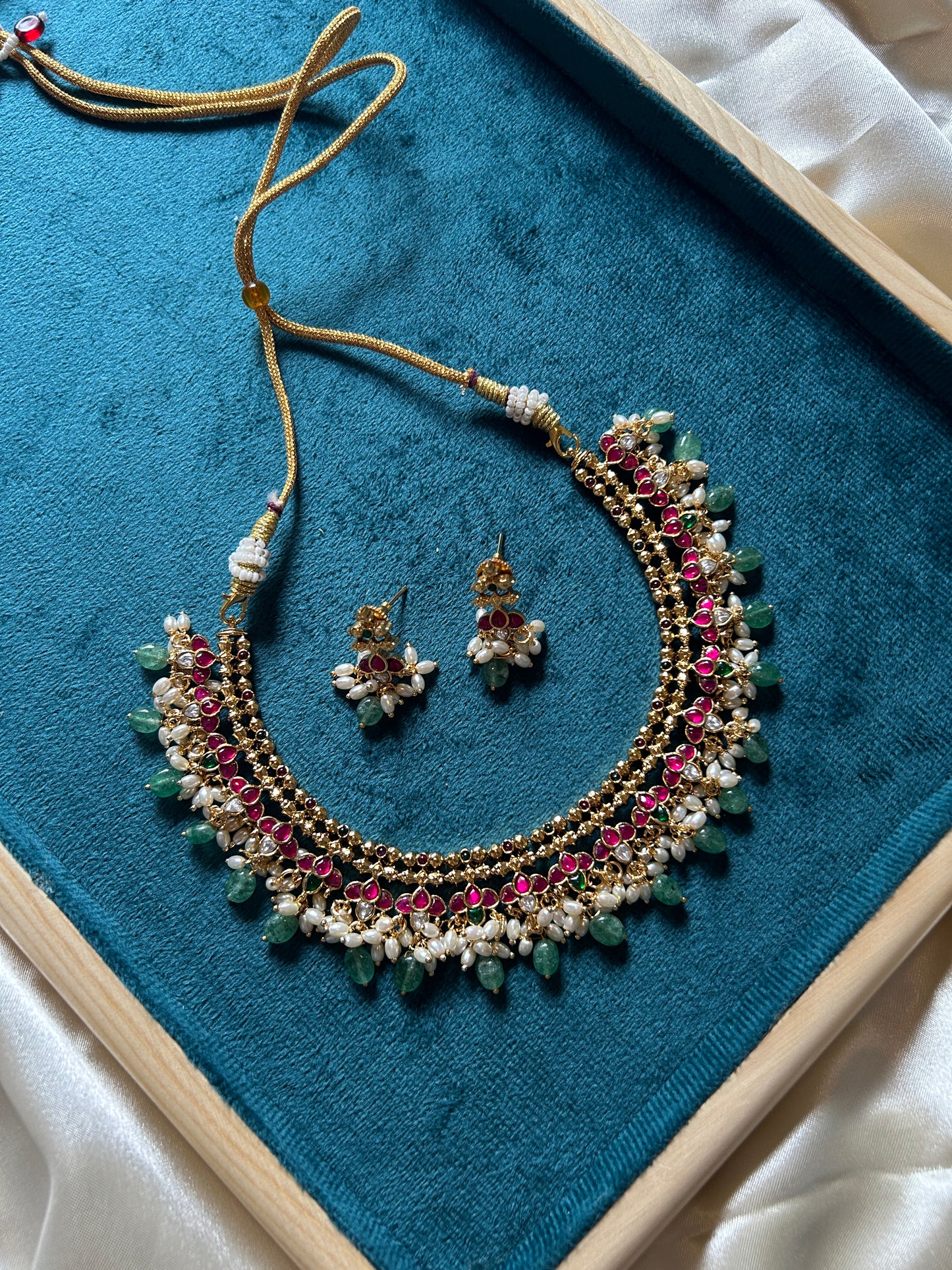 Jadau and Pearl Short Necklace SN-008