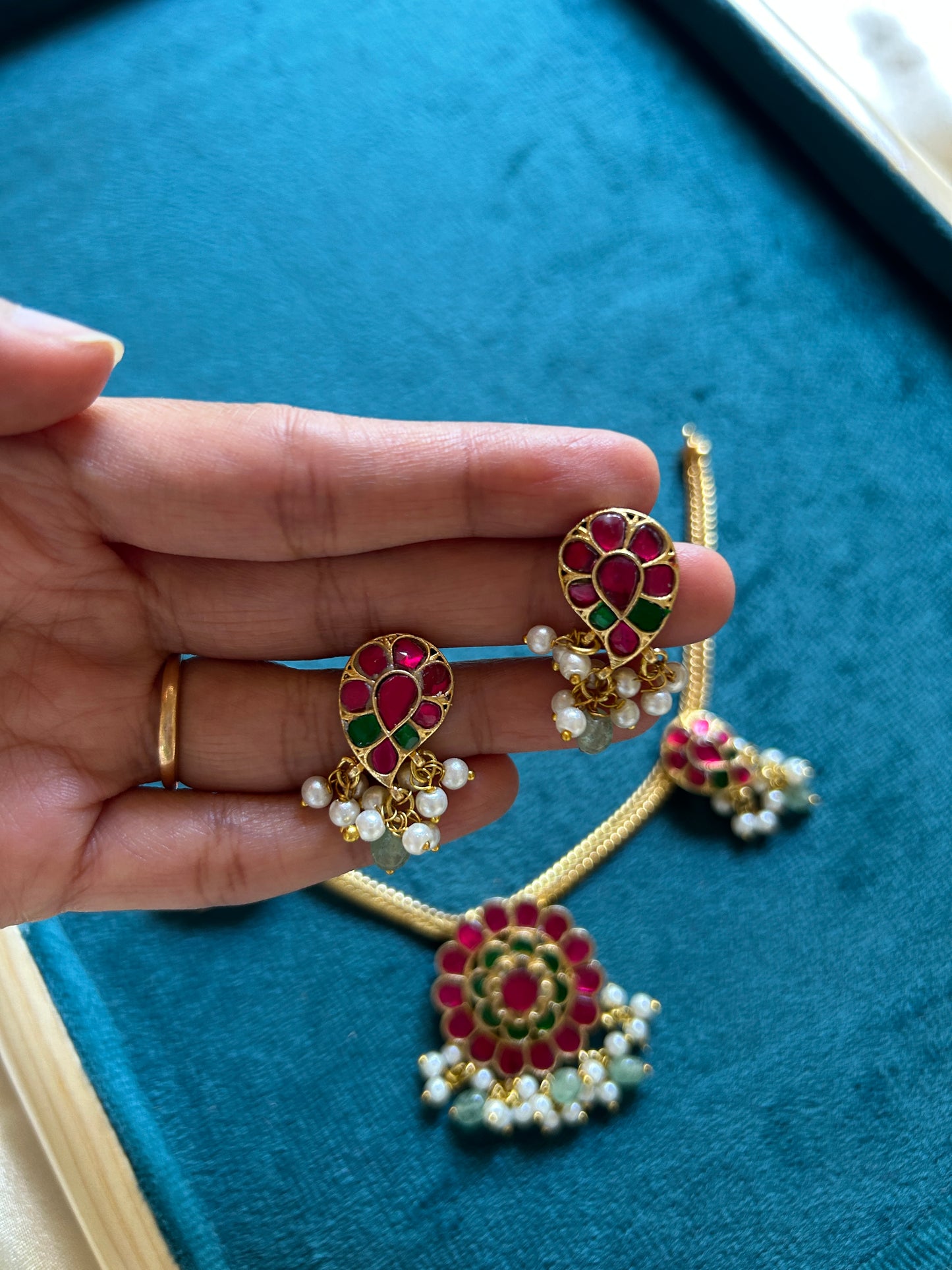 Pendant Style Short Necklace SN-001
