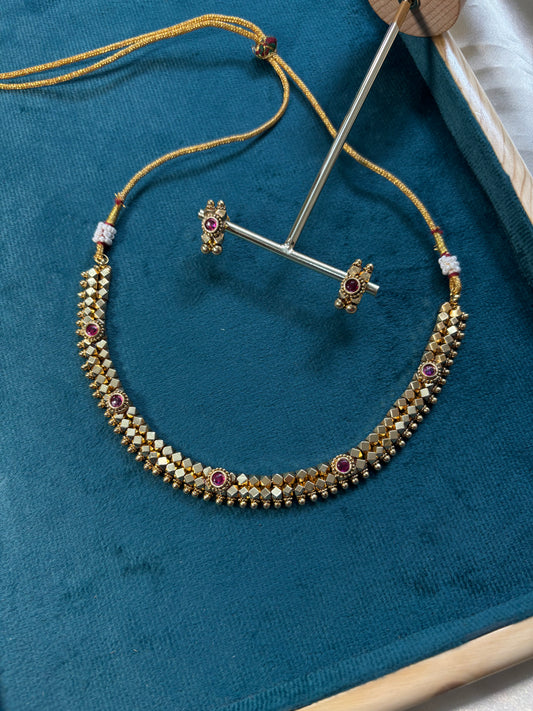 Ashtapailu Necklace SN021