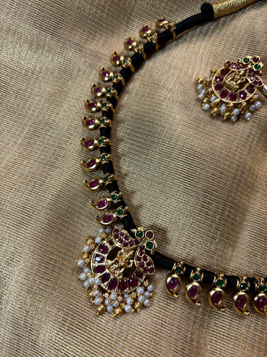Black Thread Kemp Stone Lakshmi Pendant Necklace SN023