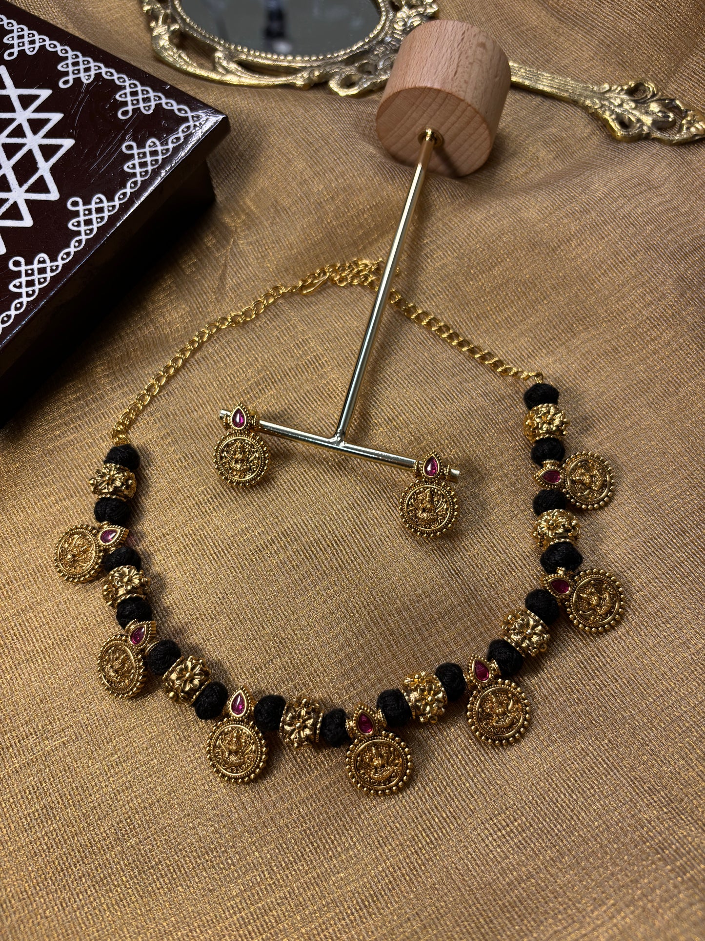 Black Thread Coin Necklace SN024