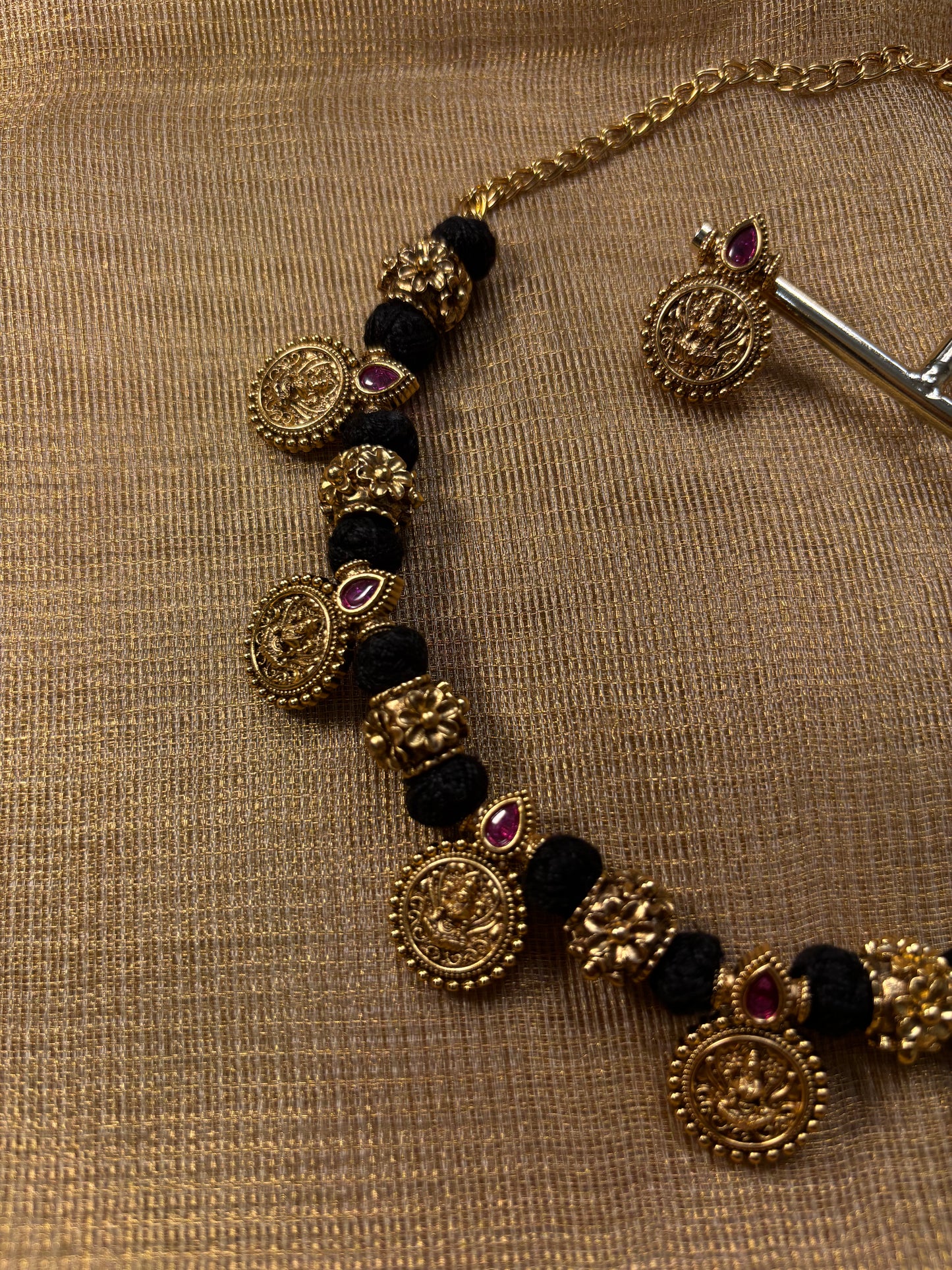 Black Thread Coin Necklace SN024